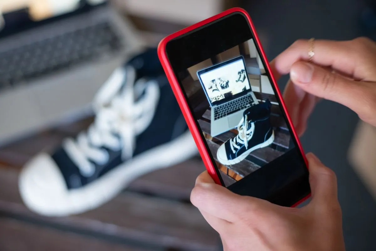 Pakai Foto Produk Orang Lain di TikTok Shop: Risiko Hak Cipta