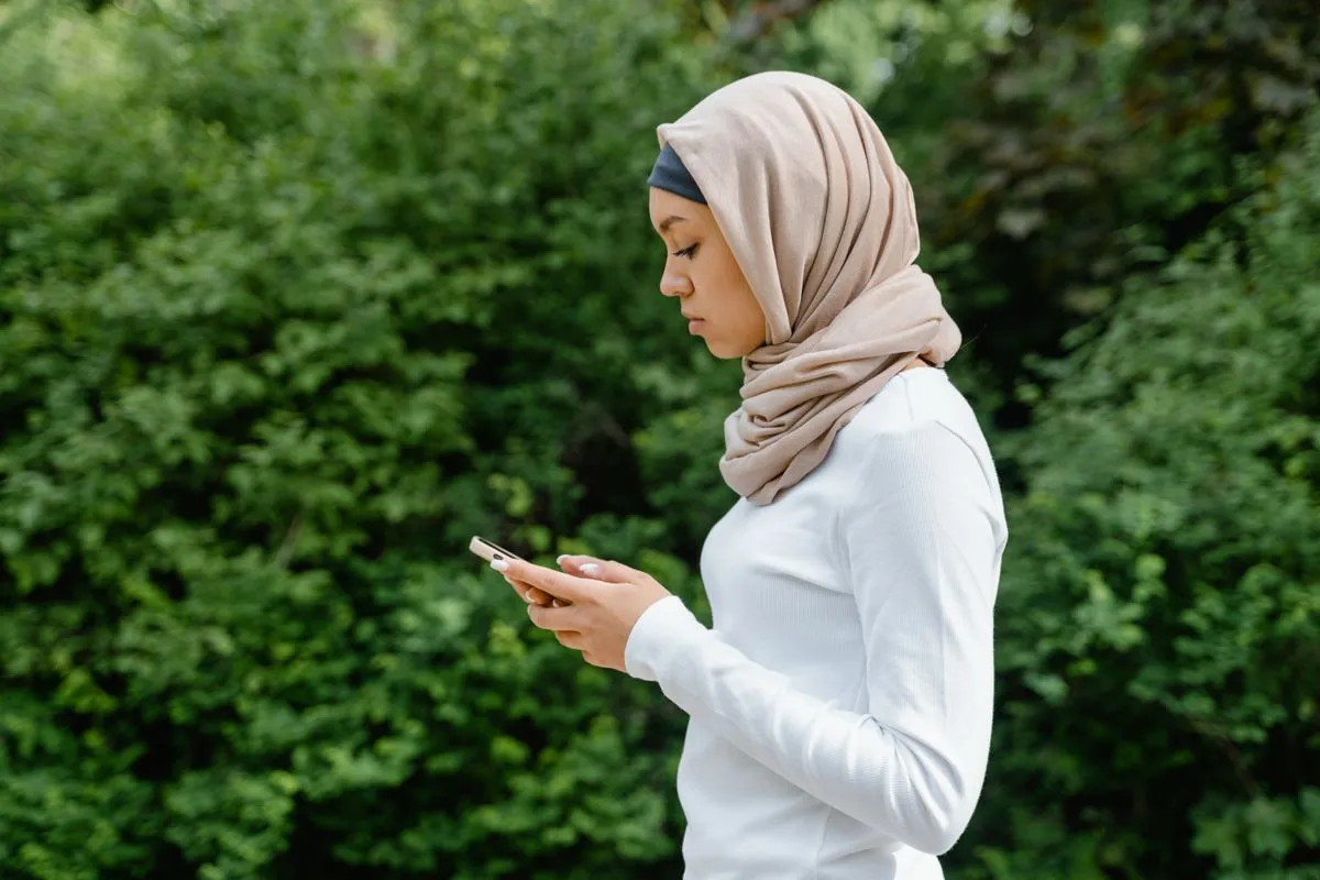 印尼 halal 认证商品的直播与短视频:口播、达人和画面各踩哪条线