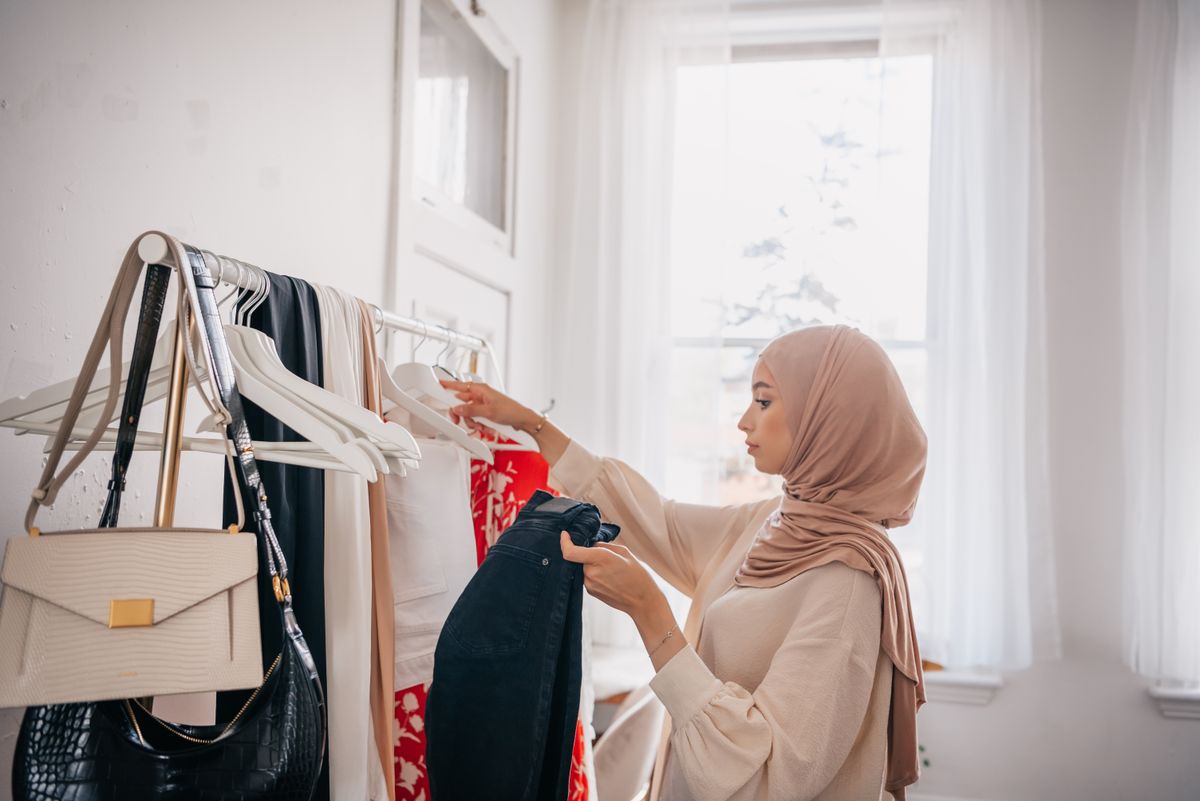 Sertifikat Halal Barang Gunaan: Fashion yang Wajib, Bukan Semua