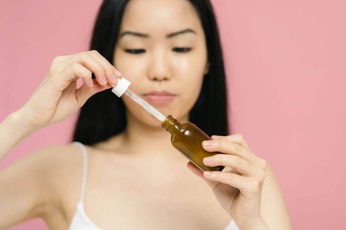 印尼化妆品前后对比图:被拒多半不是图,是图上的「dalam 3 hari」